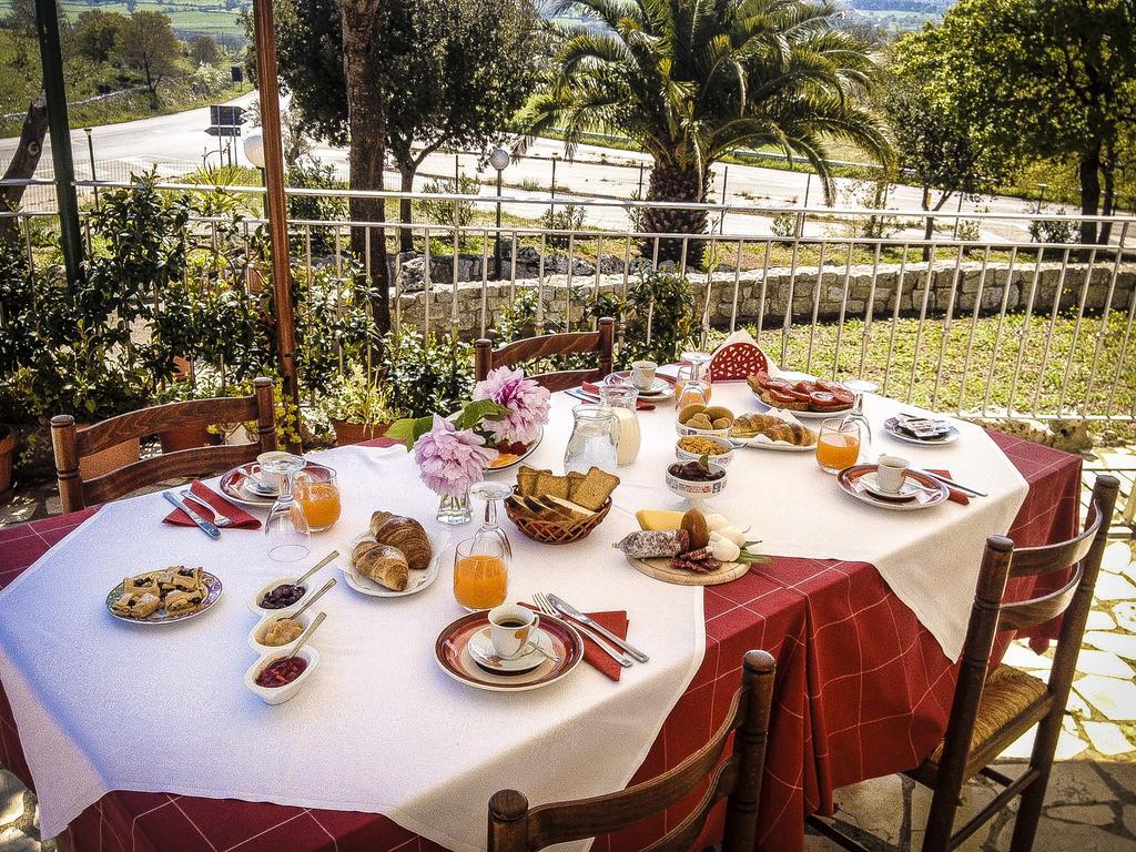 B&B Il Leccio 알베르벨로 외부 사진